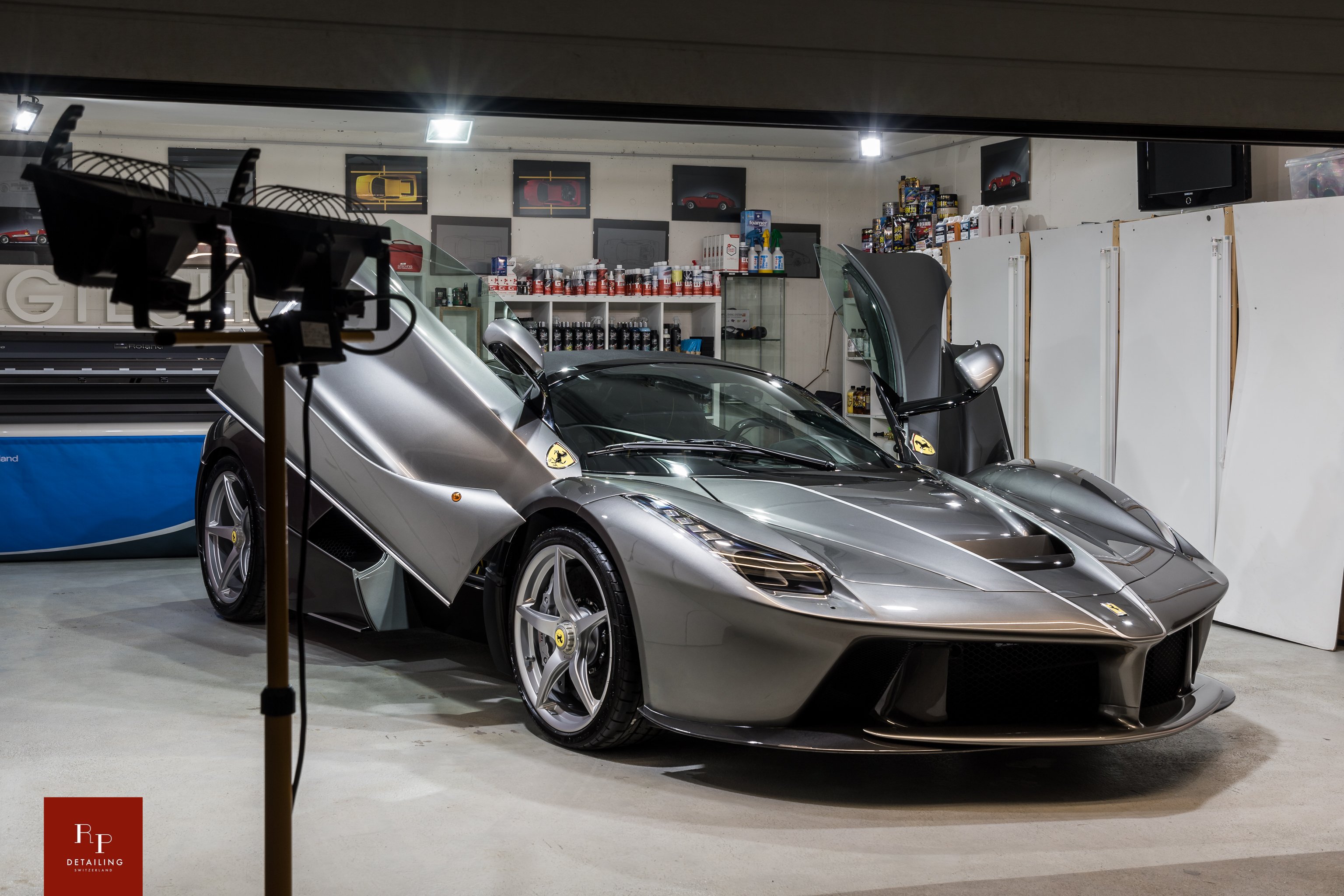 Ferrari LaFerrari Aperta protégée par RP-Detailing